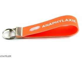 OLAF-der-Schlüsselanhänger-orange-seitlich